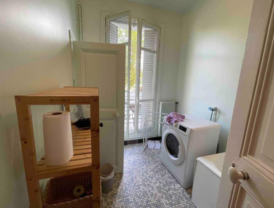 Appartment Close To Monuments Paris Exterior photo